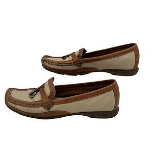 Etienne Aigner Womens Tan & Cream Leather Loafers With Gold Logo Charms Size 6.5